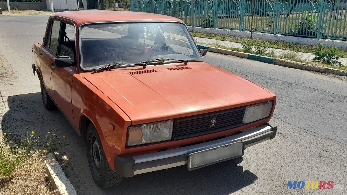 1982' ВАЗ 2105 Lada photo #2