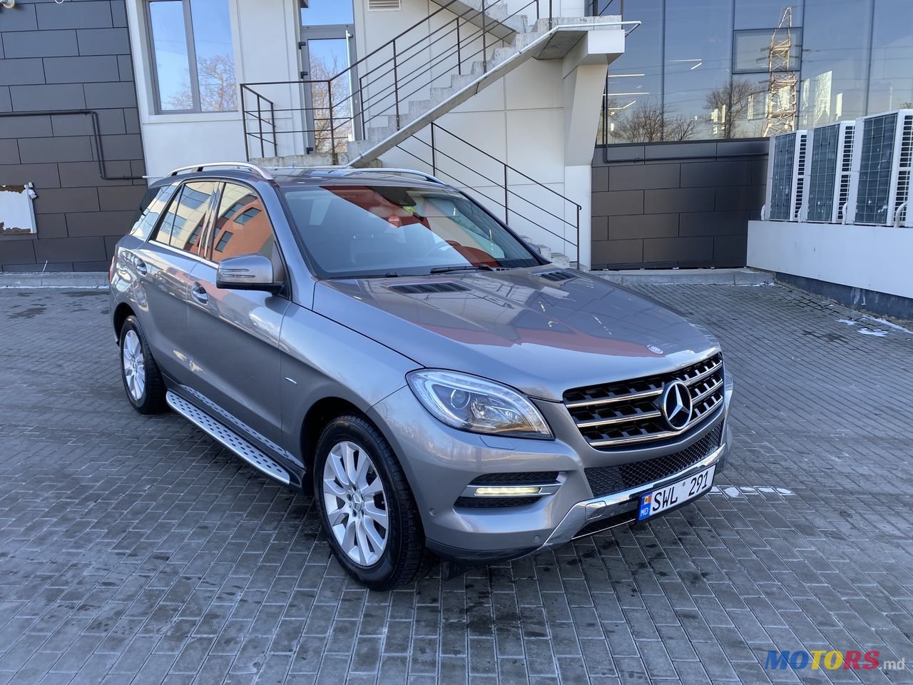 2012' Mercedes-Benz M Класс photo #4