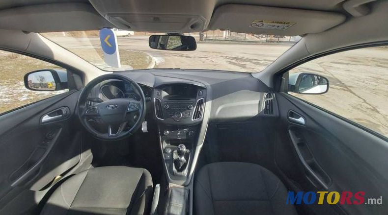 2016' Ford Focus photo #4