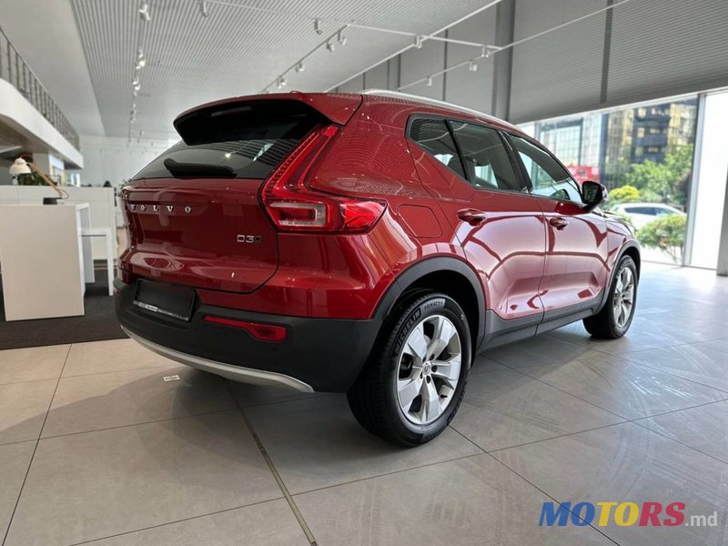 2019' Volvo XC40 photo #5