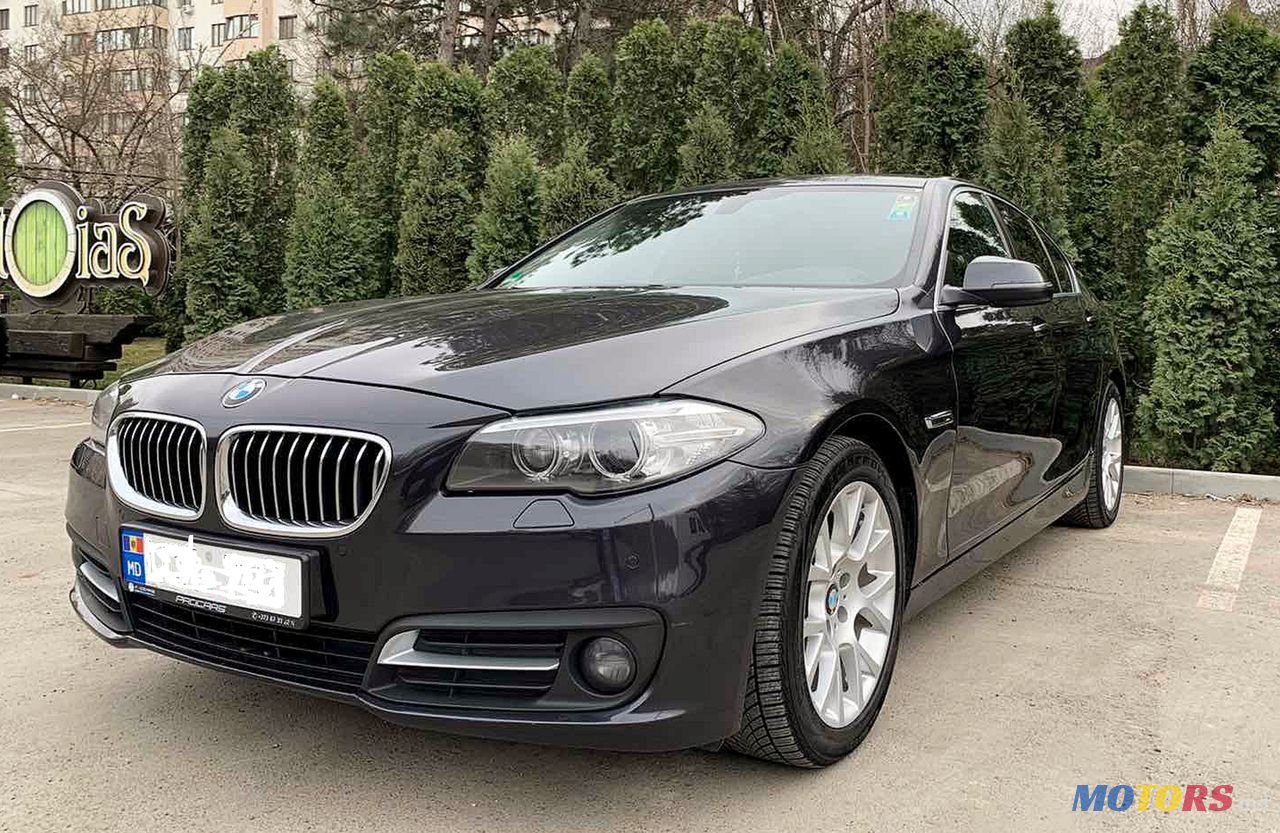 2015' BMW 5 Series photo #3