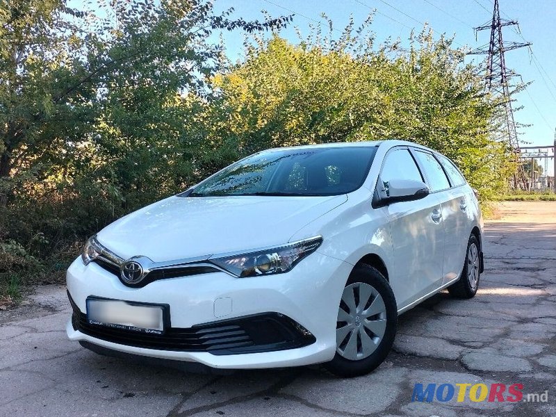 2016' Toyota Auris photo #1