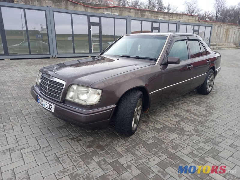 1994' Mercedes-Benz E Класс photo #1