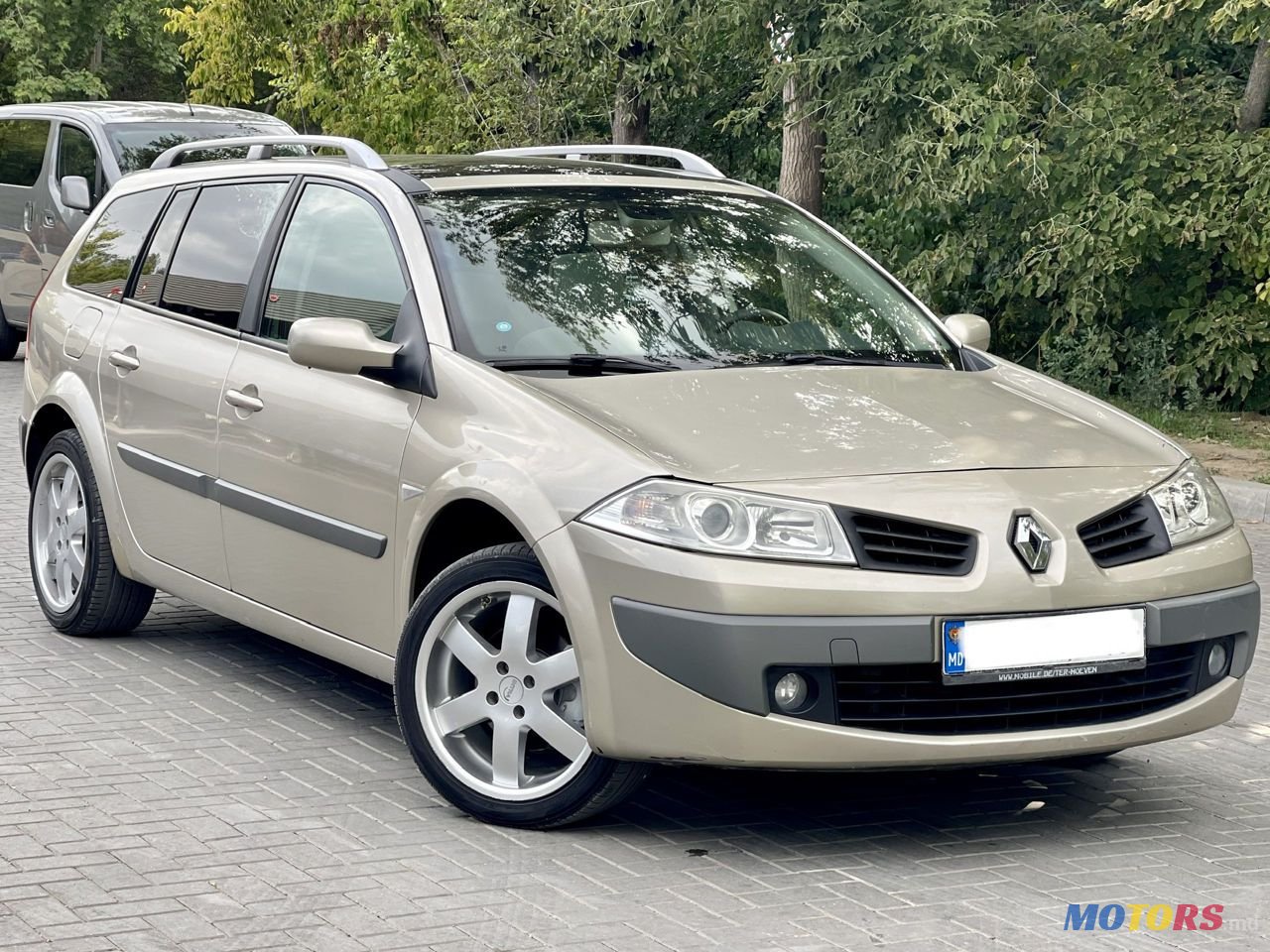 2007' Renault Megane photo #2