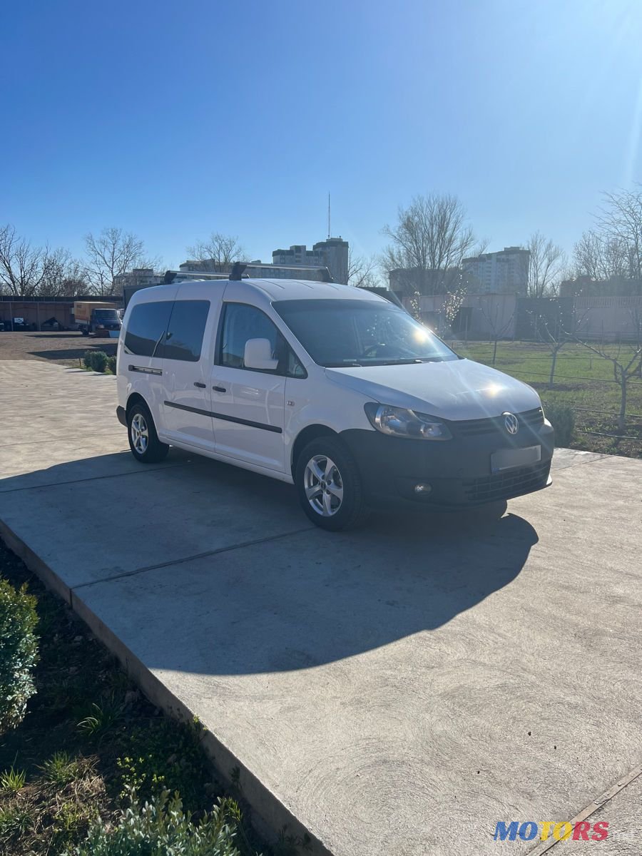 2013' Volkswagen Caddy photo #2