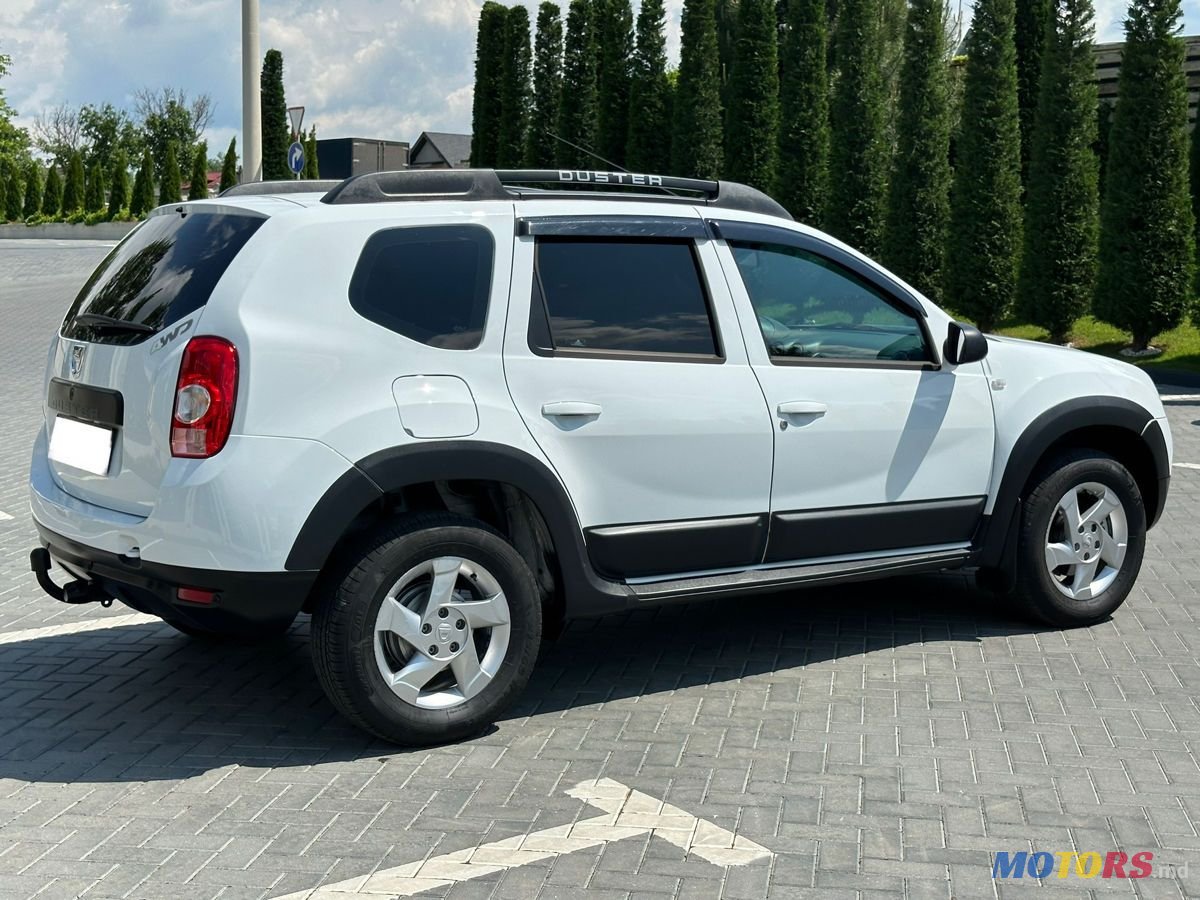 2013' Dacia Duster photo #3