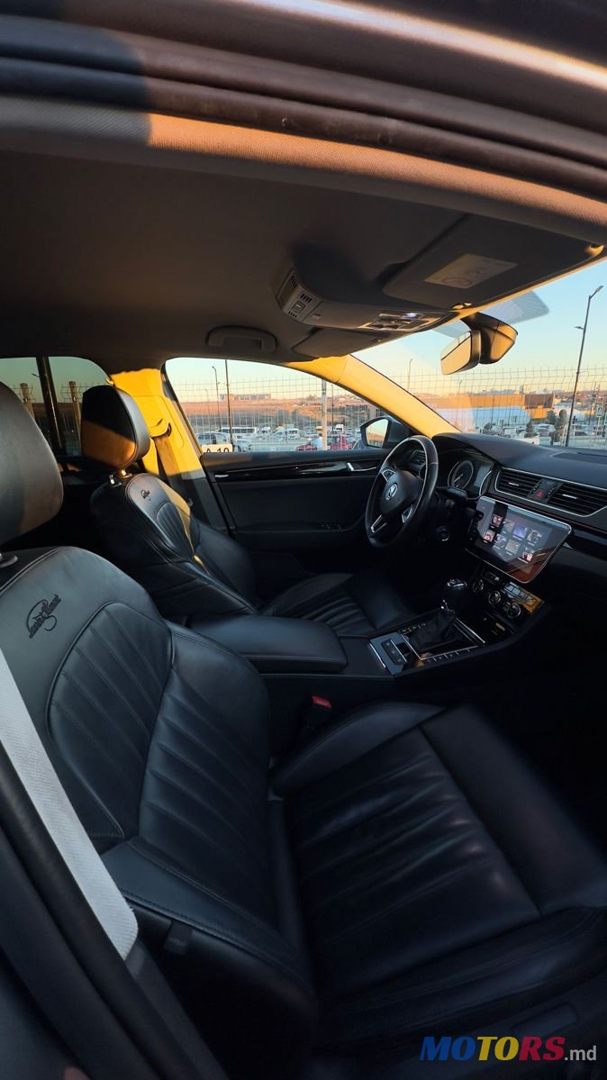 2017' Skoda Superb photo #6