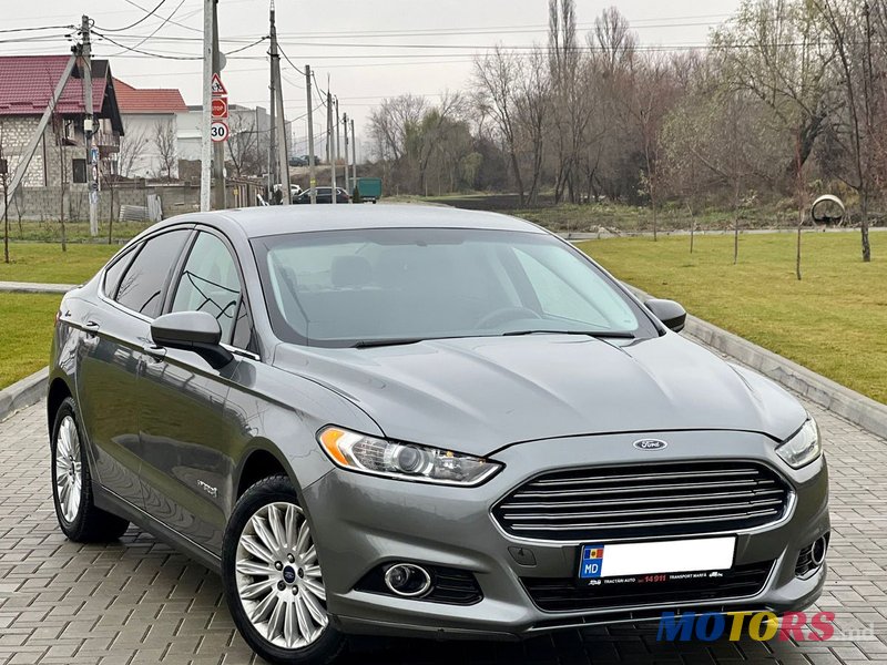 2014' Ford Fusion photo #2