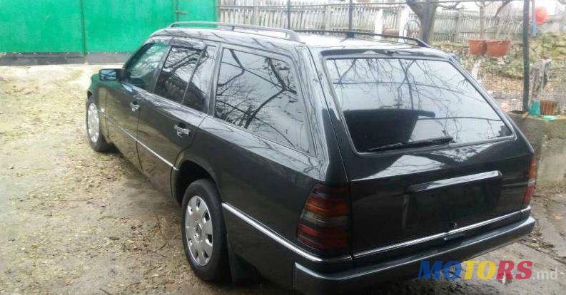 1994' Mercedes-Benz E photo #1