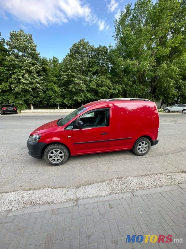 2011' Volkswagen Caddy photo #3