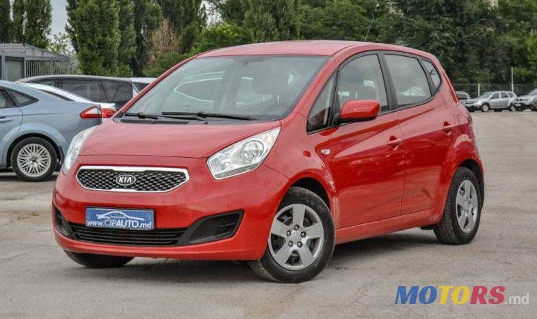 2010' Kia Venga photo #2