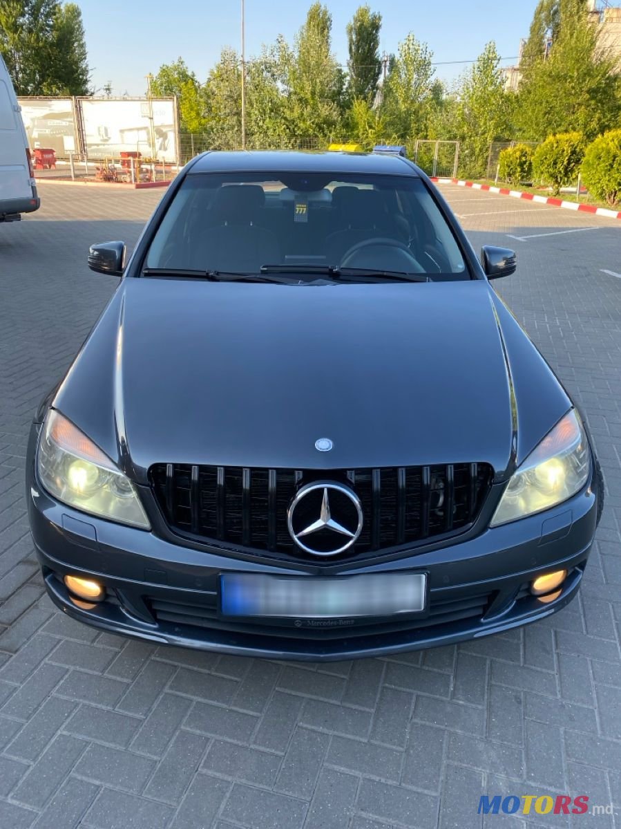 2009' Mercedes-Benz C-Class photo #2