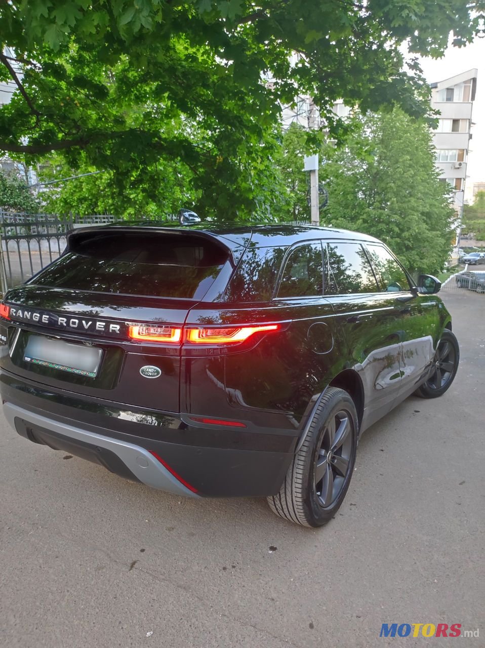 2018' Land Rover Range Rover Velar photo #4