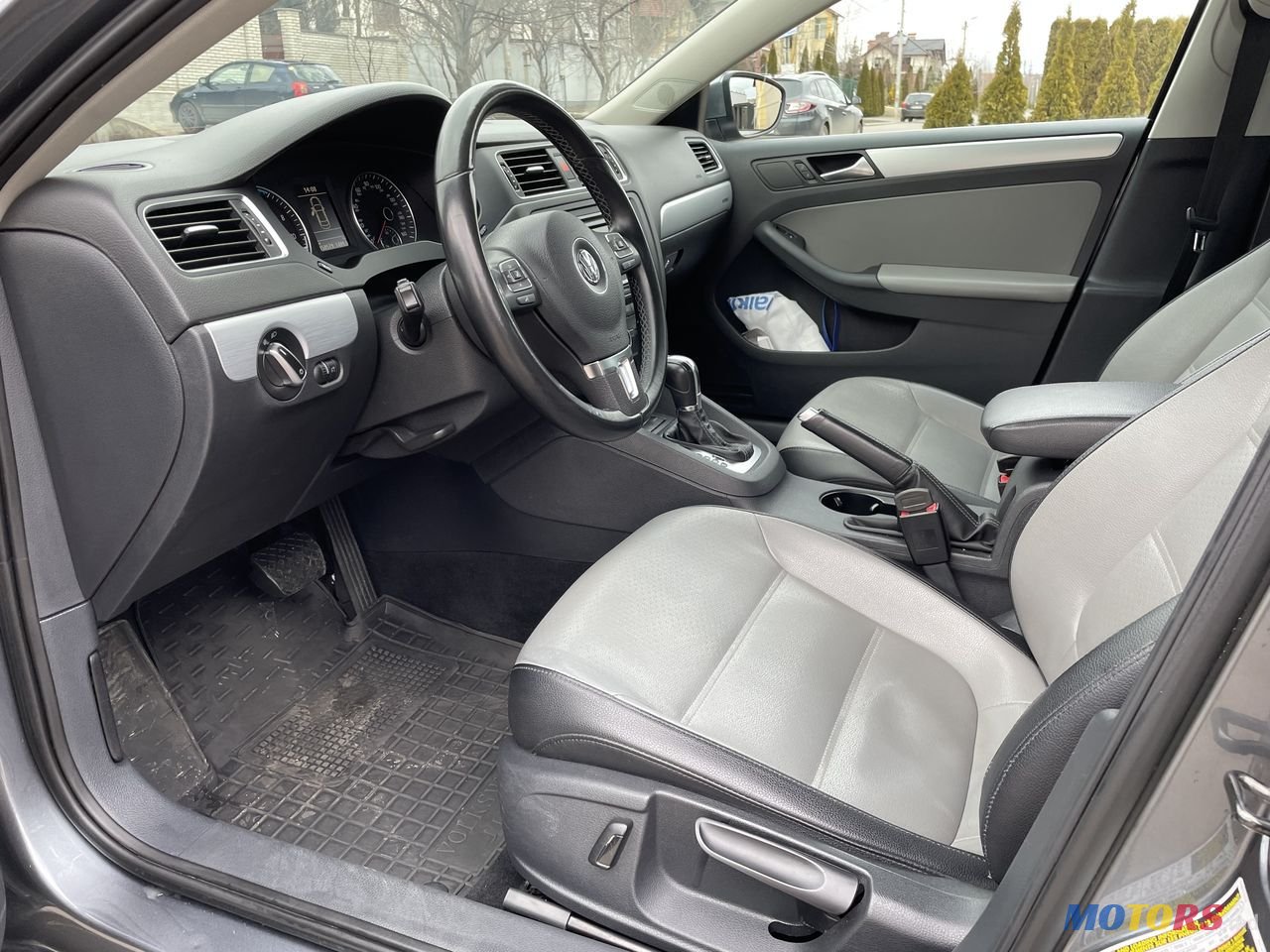 2013' Volkswagen Jetta photo #5