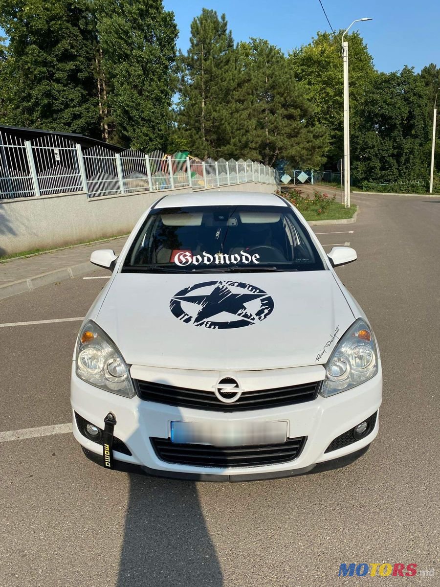 2009' Opel Astra photo #2