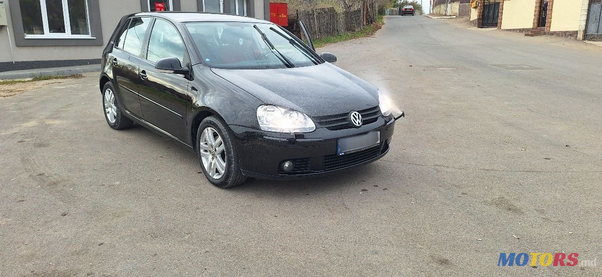 2006' Volkswagen Golf photo #2