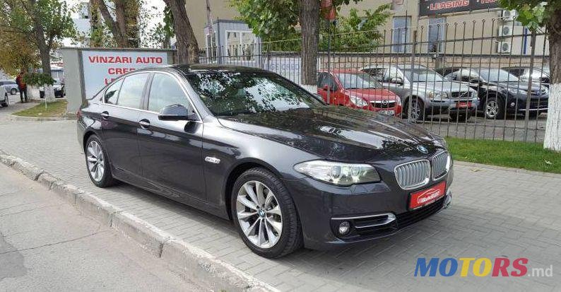 2014' BMW 5 photo #2