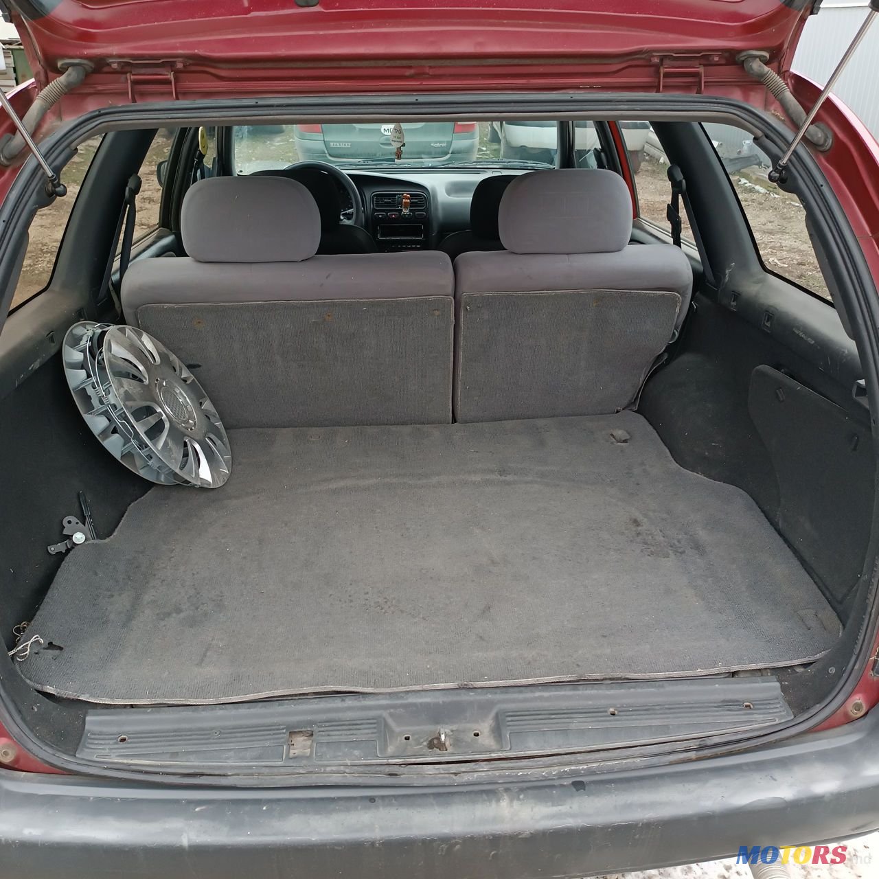 1993' Nissan Primera photo #3