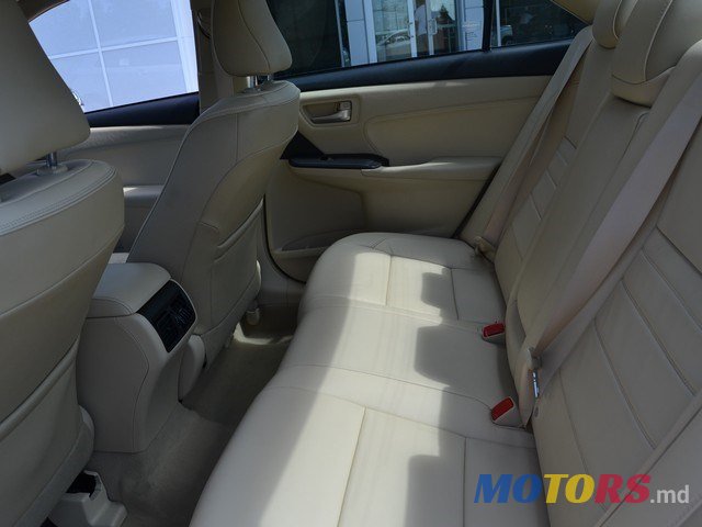 2015' Toyota Camry photo #5