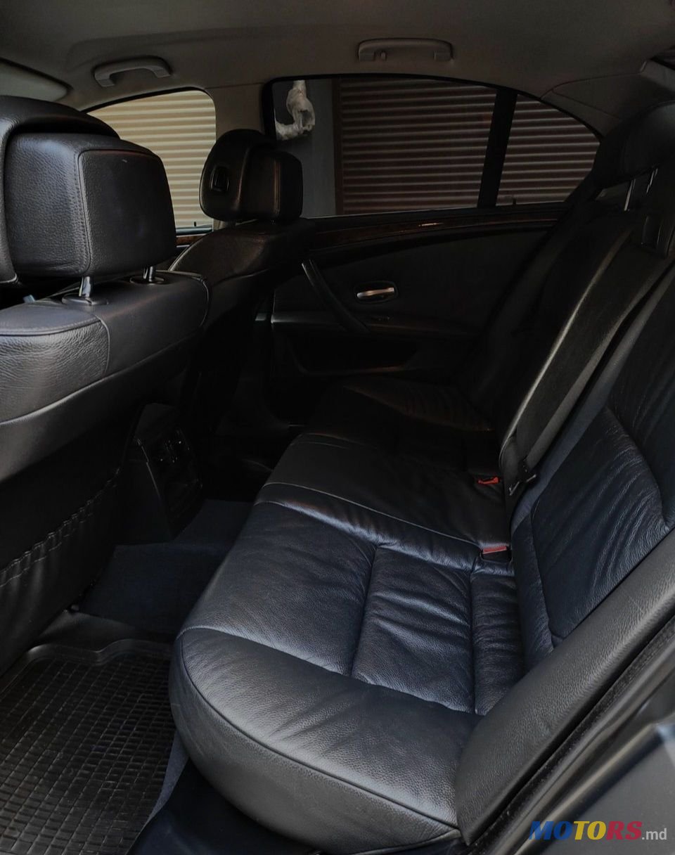 2005' BMW 5 Series photo #6