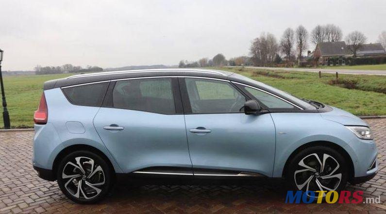 2017' Renault Grand Scenic photo #1