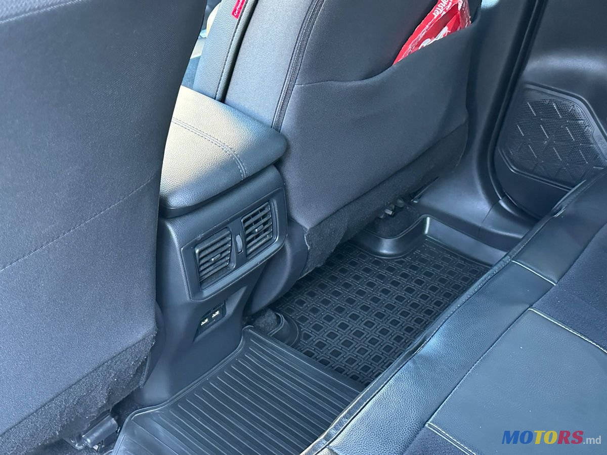 2020' Toyota RAV4 photo #6