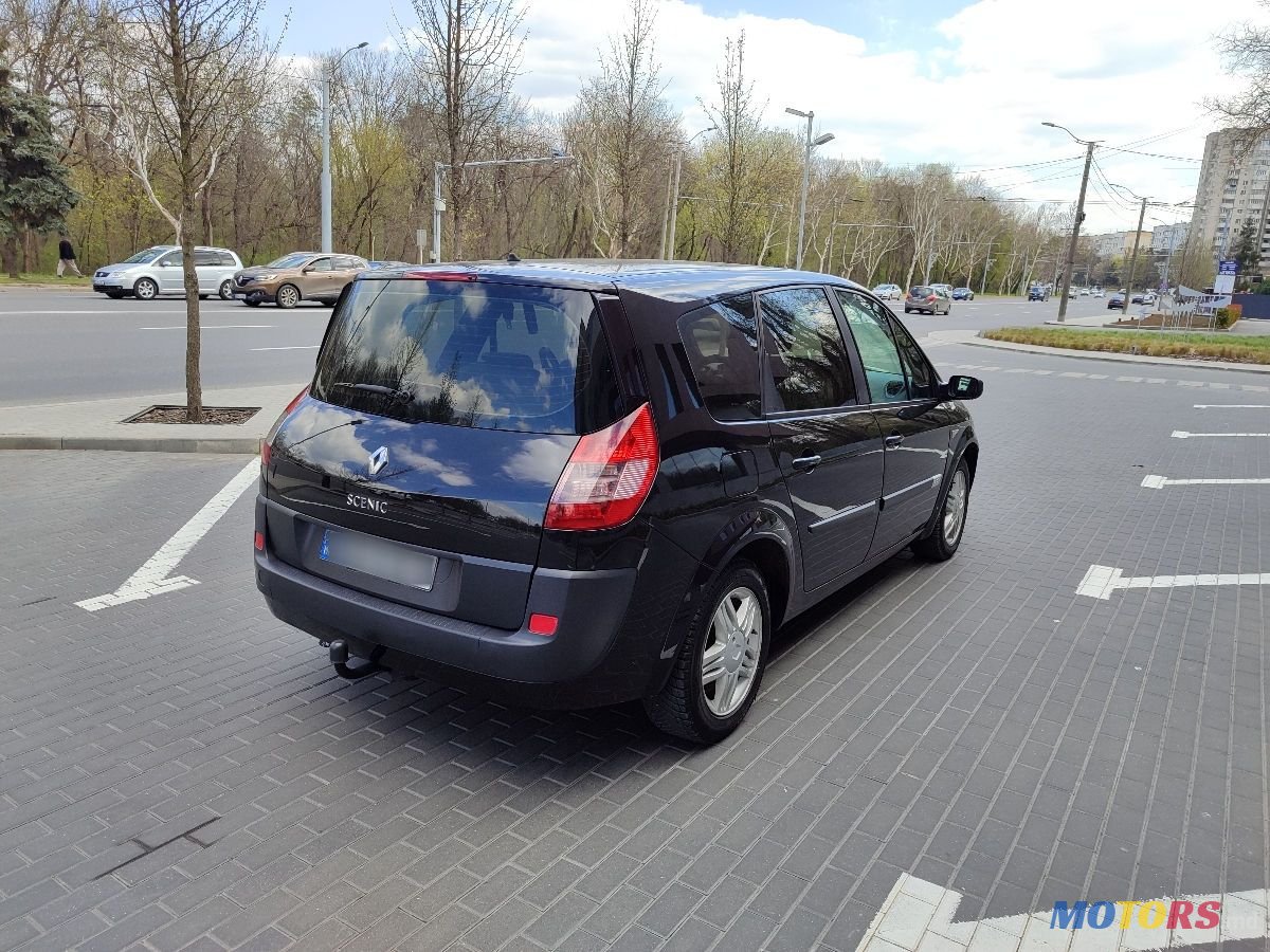 2005' Renault Grand Scenic photo #3