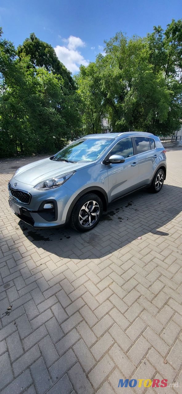 2020' Kia Sportage photo #2