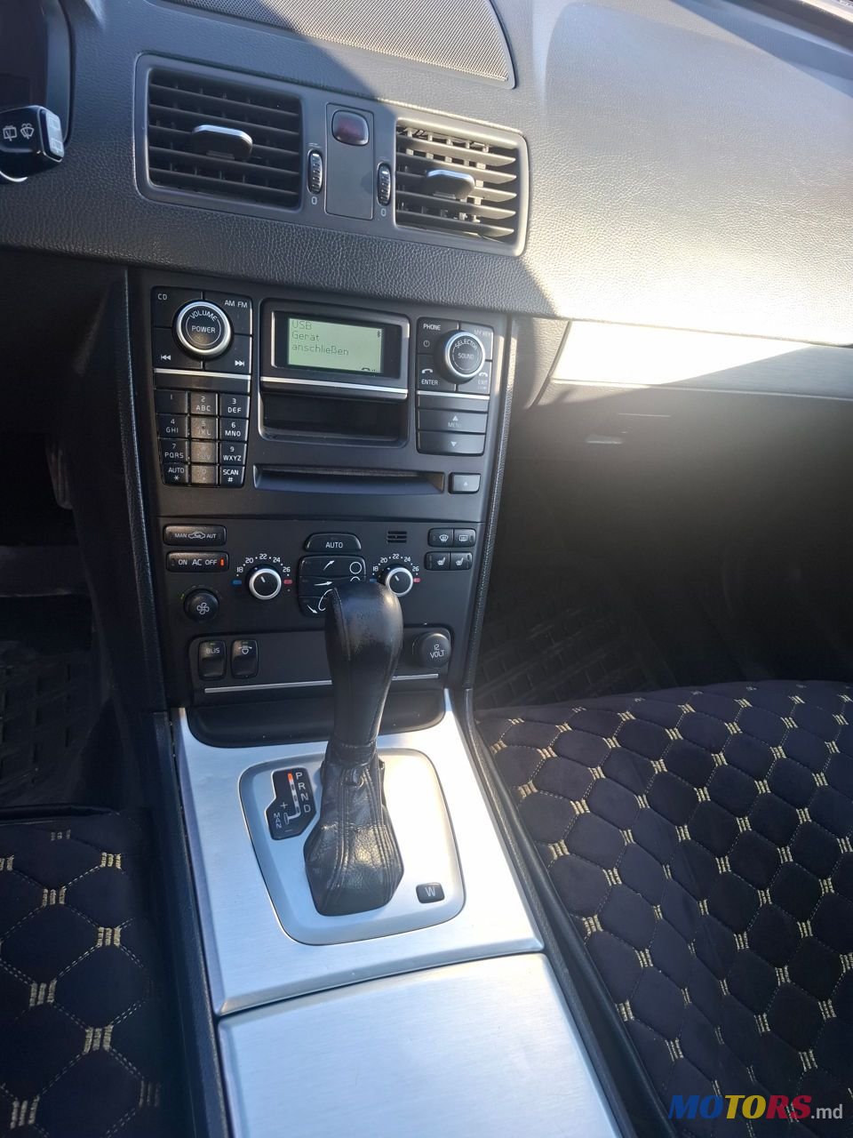 2012' Volvo XC90 photo #5