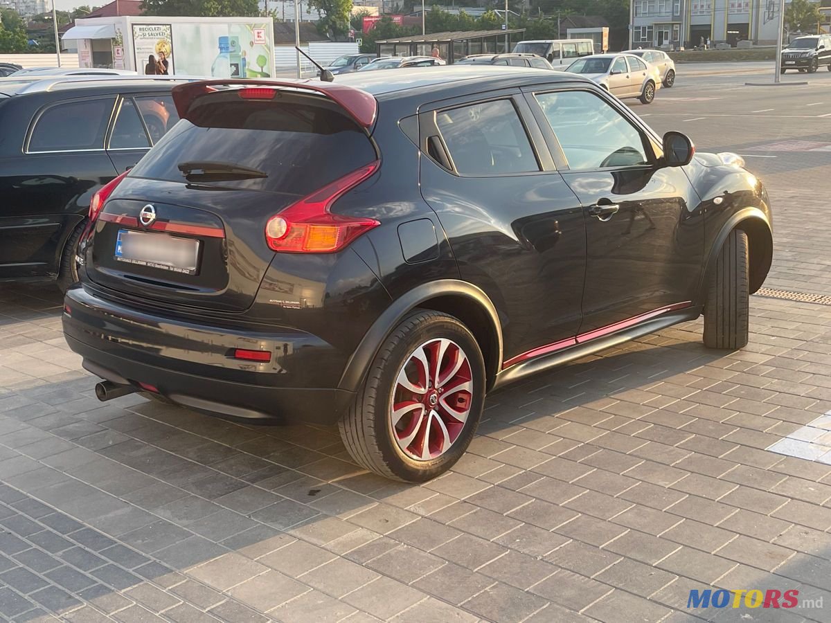 2012' Nissan Juke photo #2