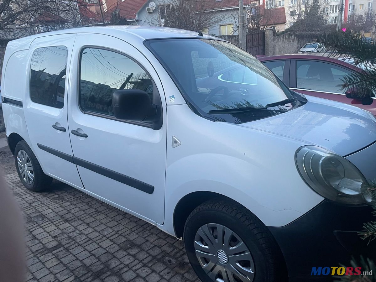 2011' Renault Kangoo photo #2
