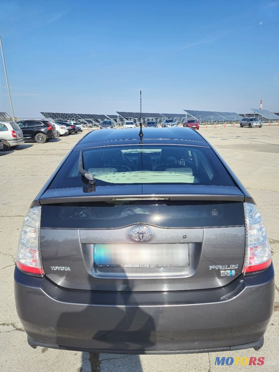 2008' Toyota Prius photo #4