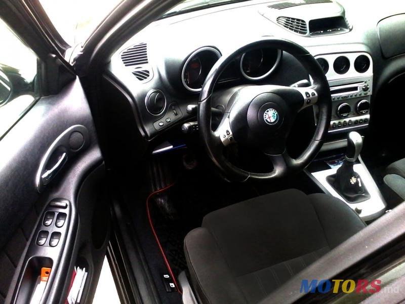 2006' Alfa Romeo 155 photo #3