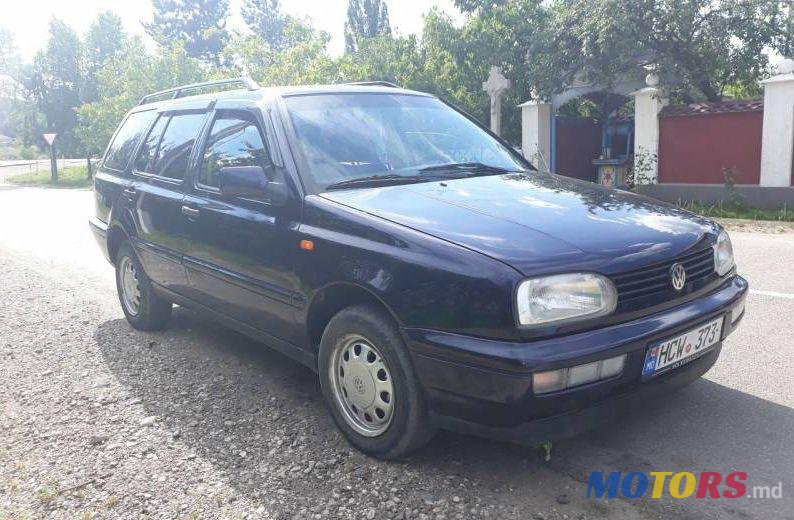 1999' Volkswagen Golf photo #1