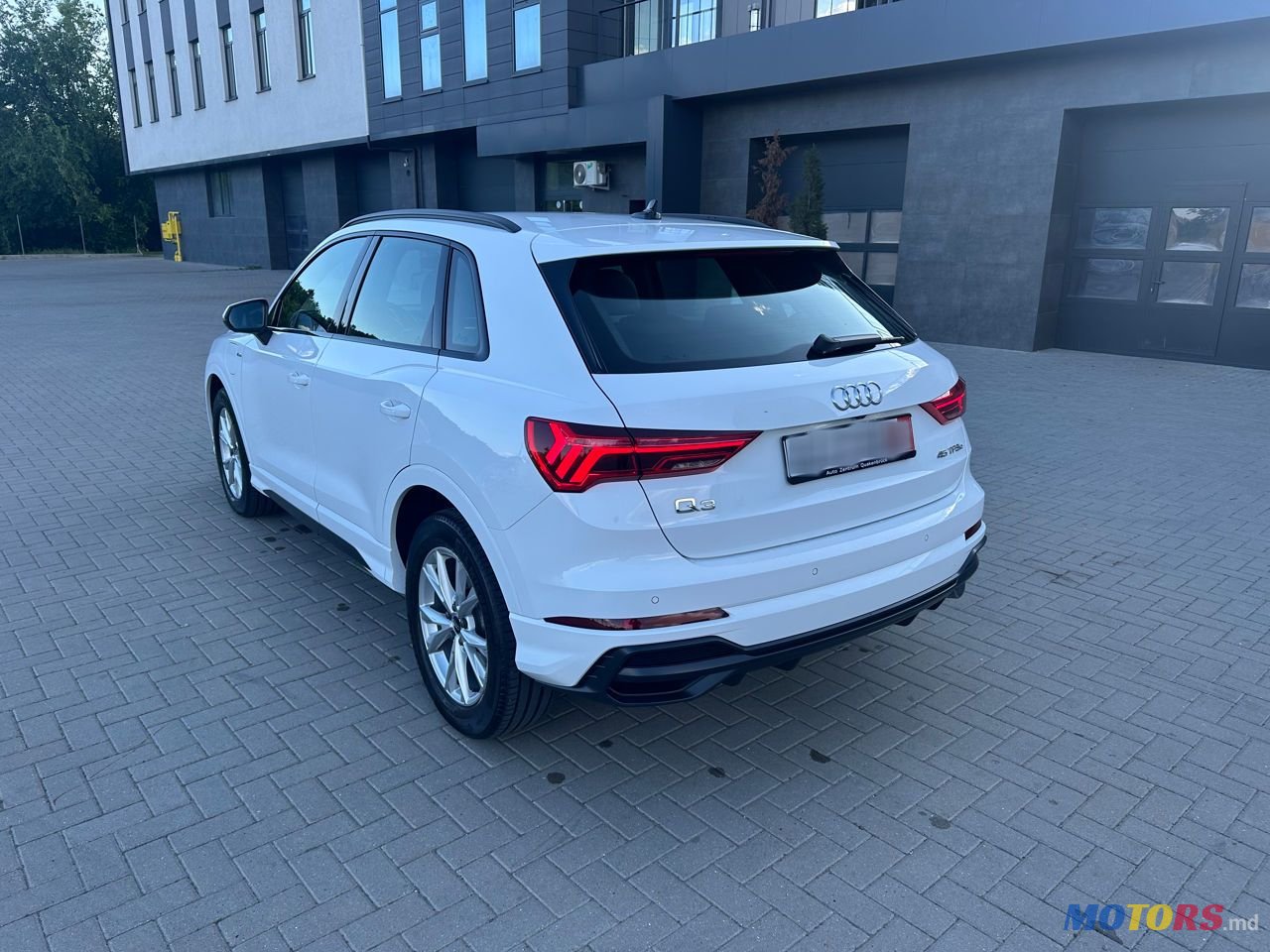 2021' Audi Q3 photo #4