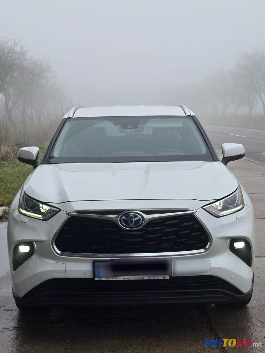 2022' Toyota Highlander photo #1