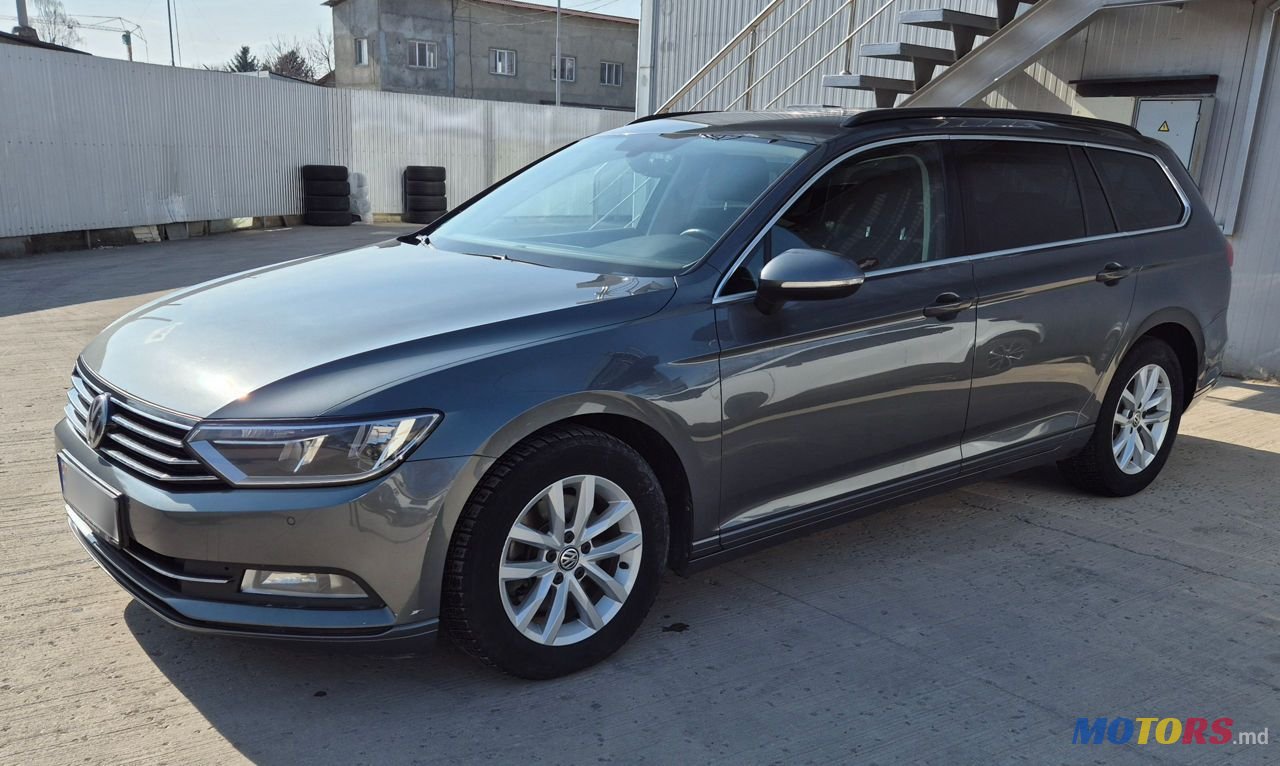 2016' Volkswagen Passat photo #2