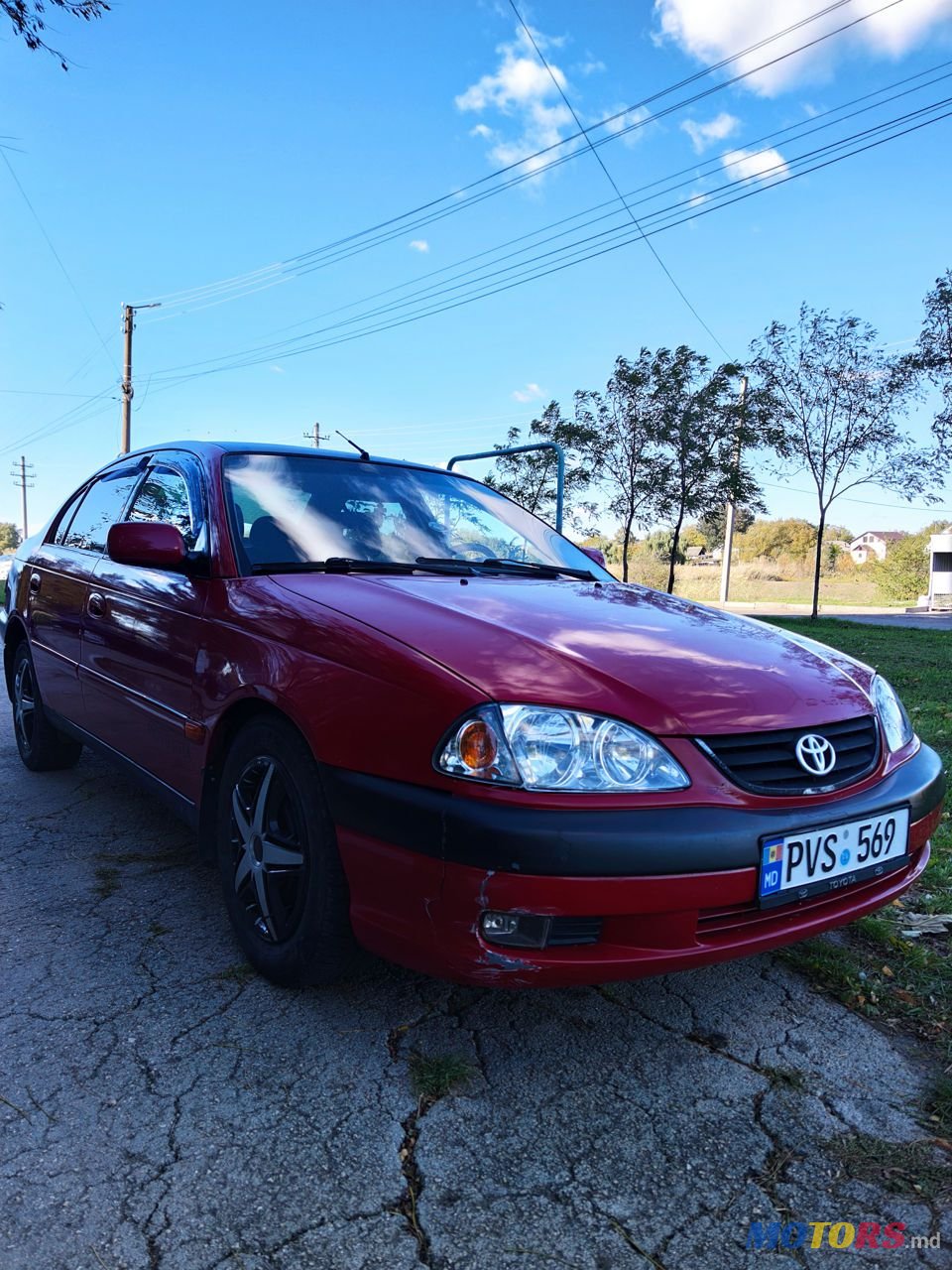 2001' Toyota Avensis photo #2