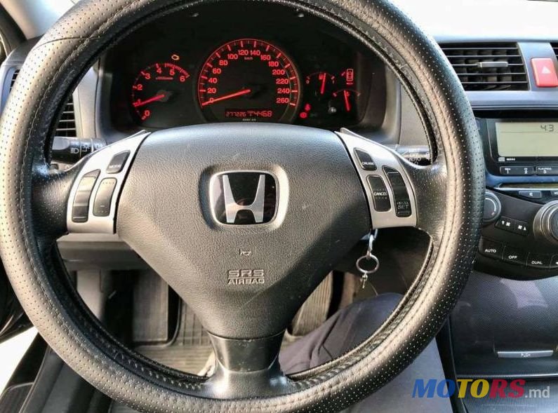 2004' Honda Accord photo #1