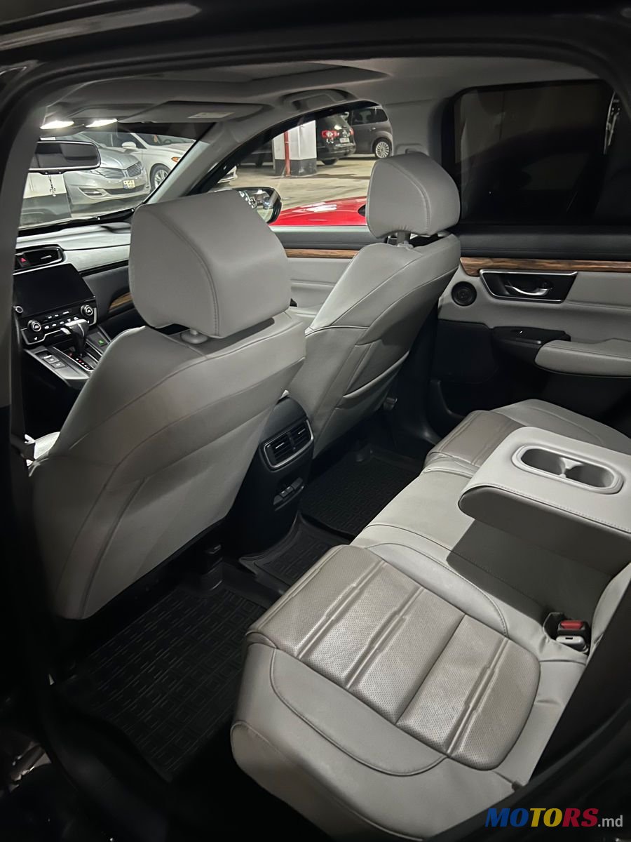 2017' Honda CR-V photo #5