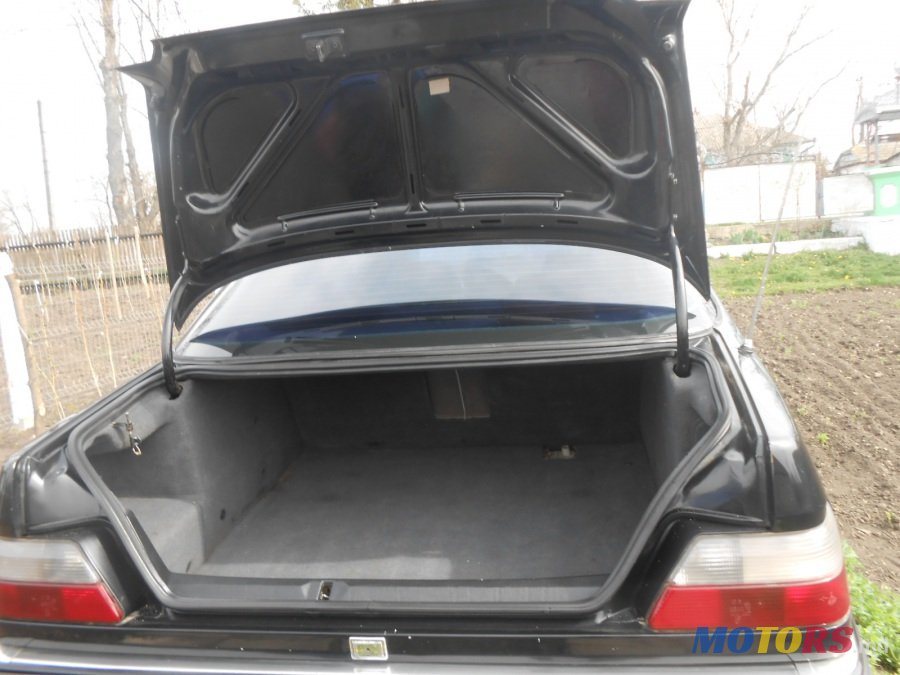 1990' Peugeot 605 photo #4