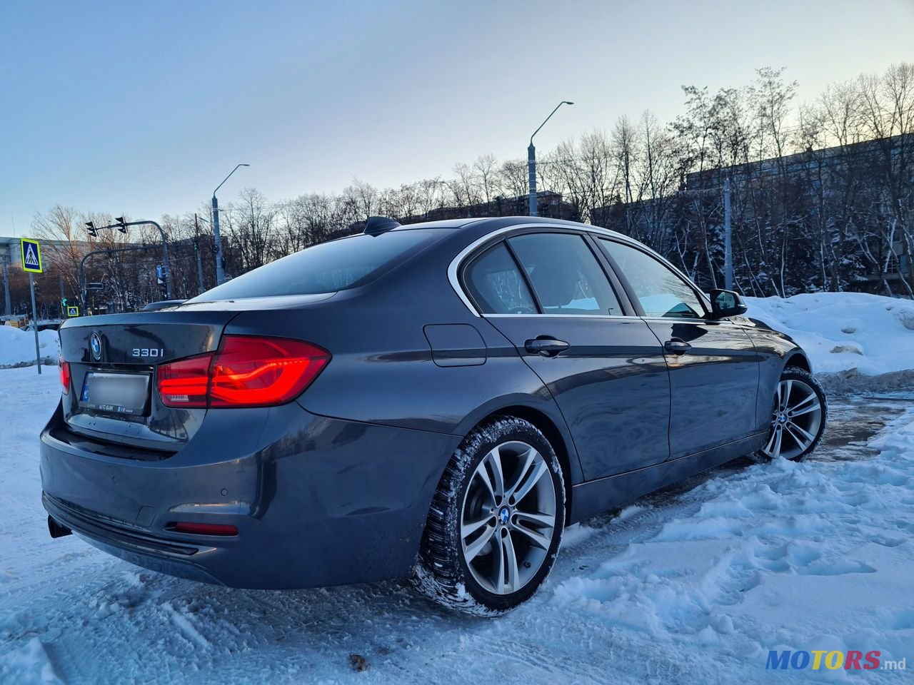 2016' BMW 3 Series photo #3