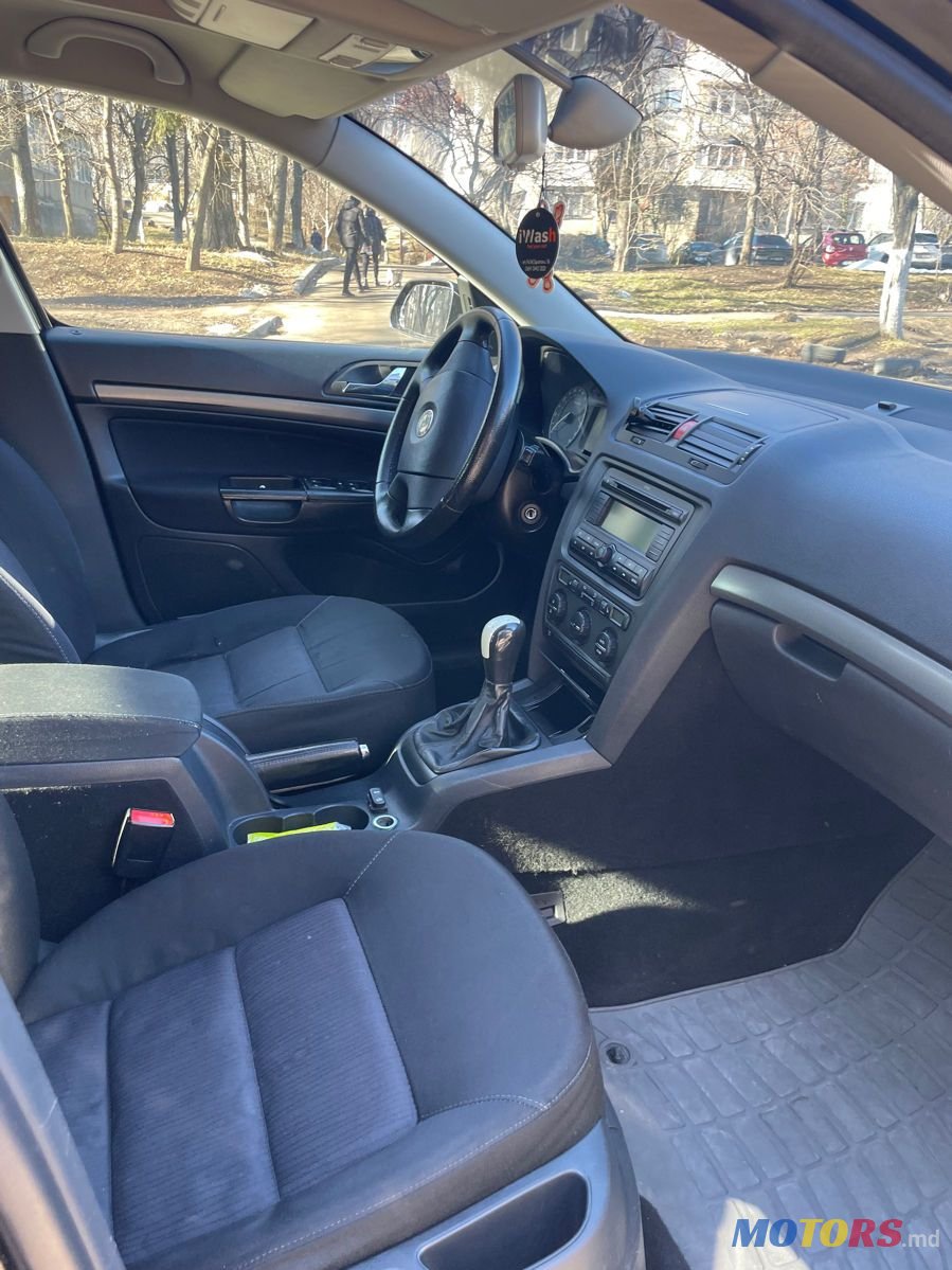 2005' Skoda Octavia photo #4