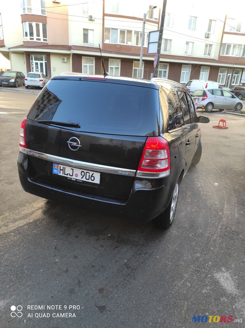 2008' Opel Zafira photo #4