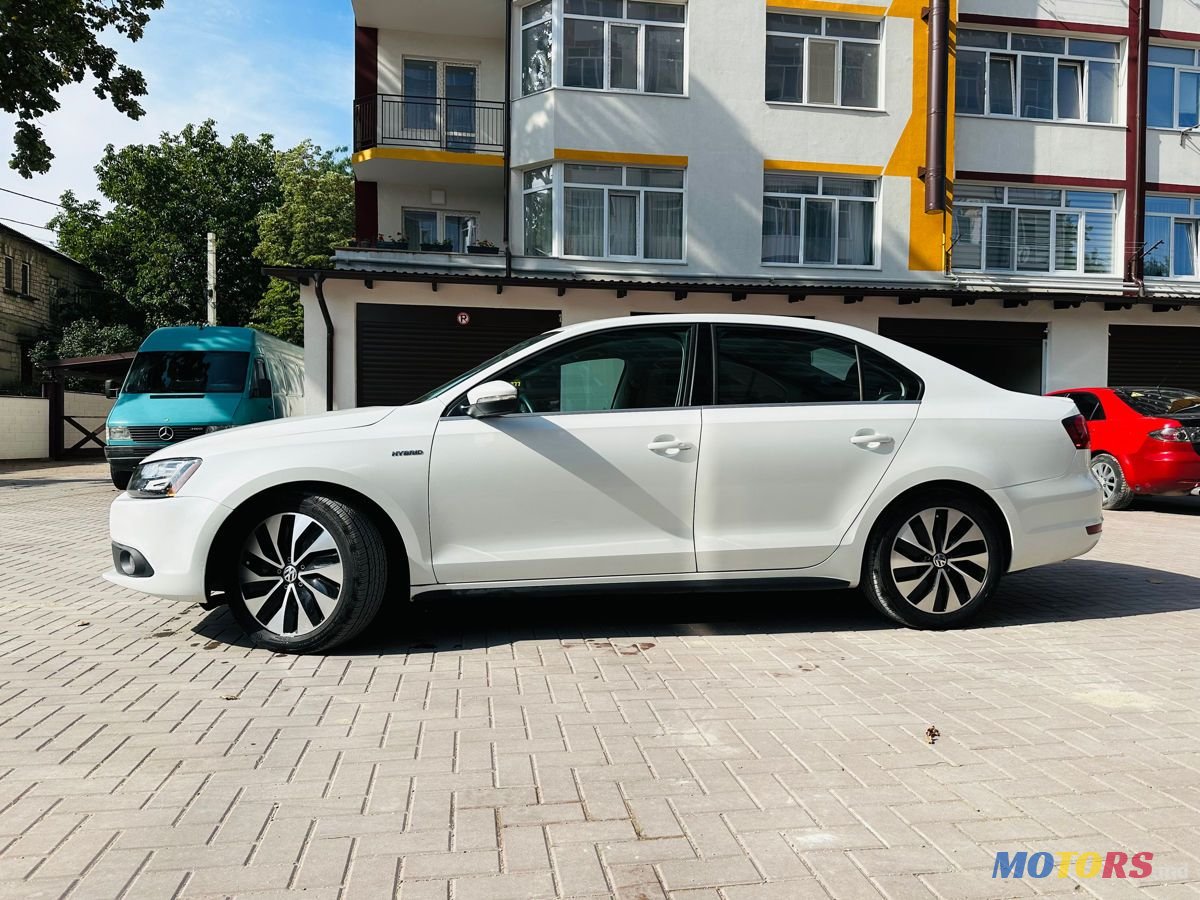 2014' Volkswagen Jetta photo #2