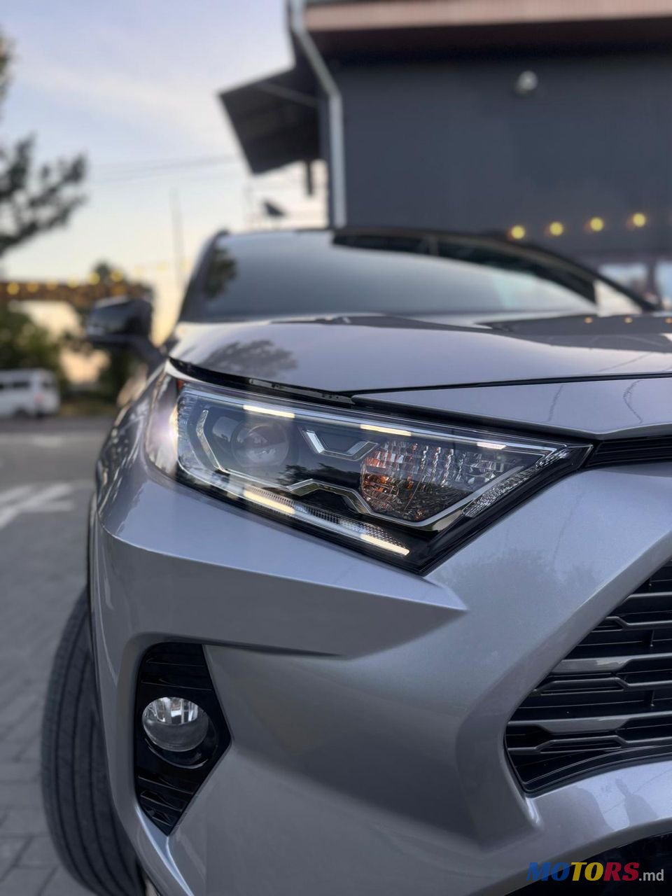 2021' Toyota RAV4 photo #4