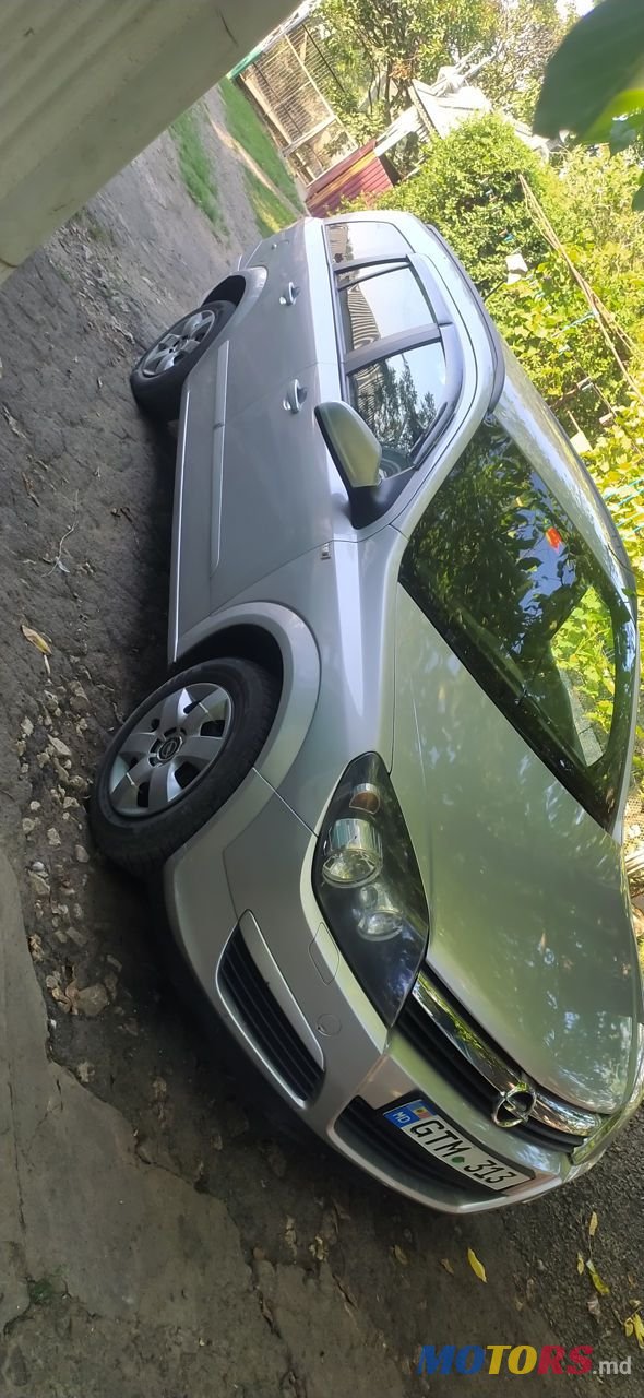 2006' Opel Astra photo #3
