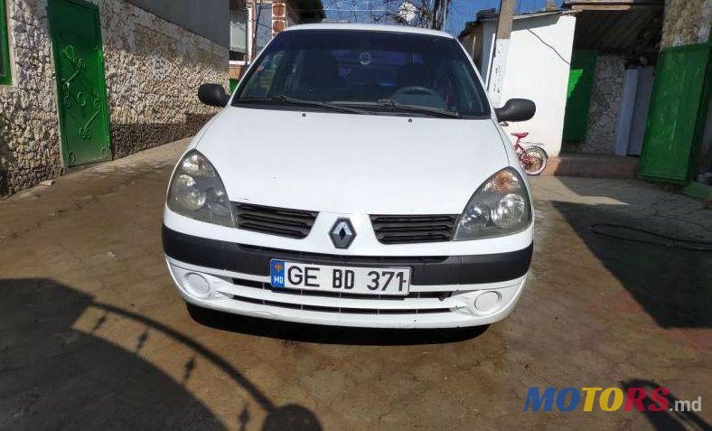 2004' Renault Clio photo #2