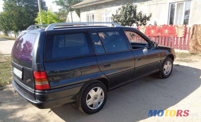 1995' Opel Astra photo #1