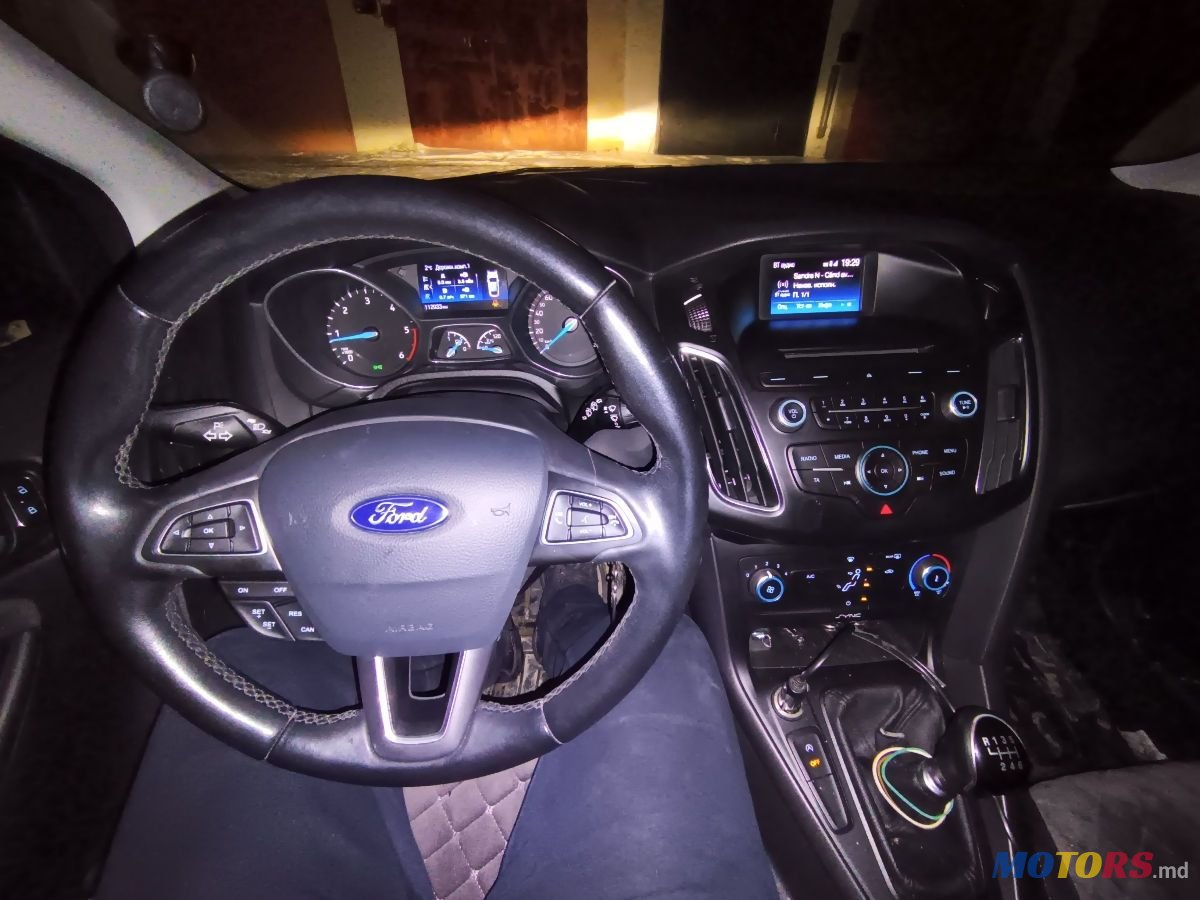 2018' Ford Focus photo #6